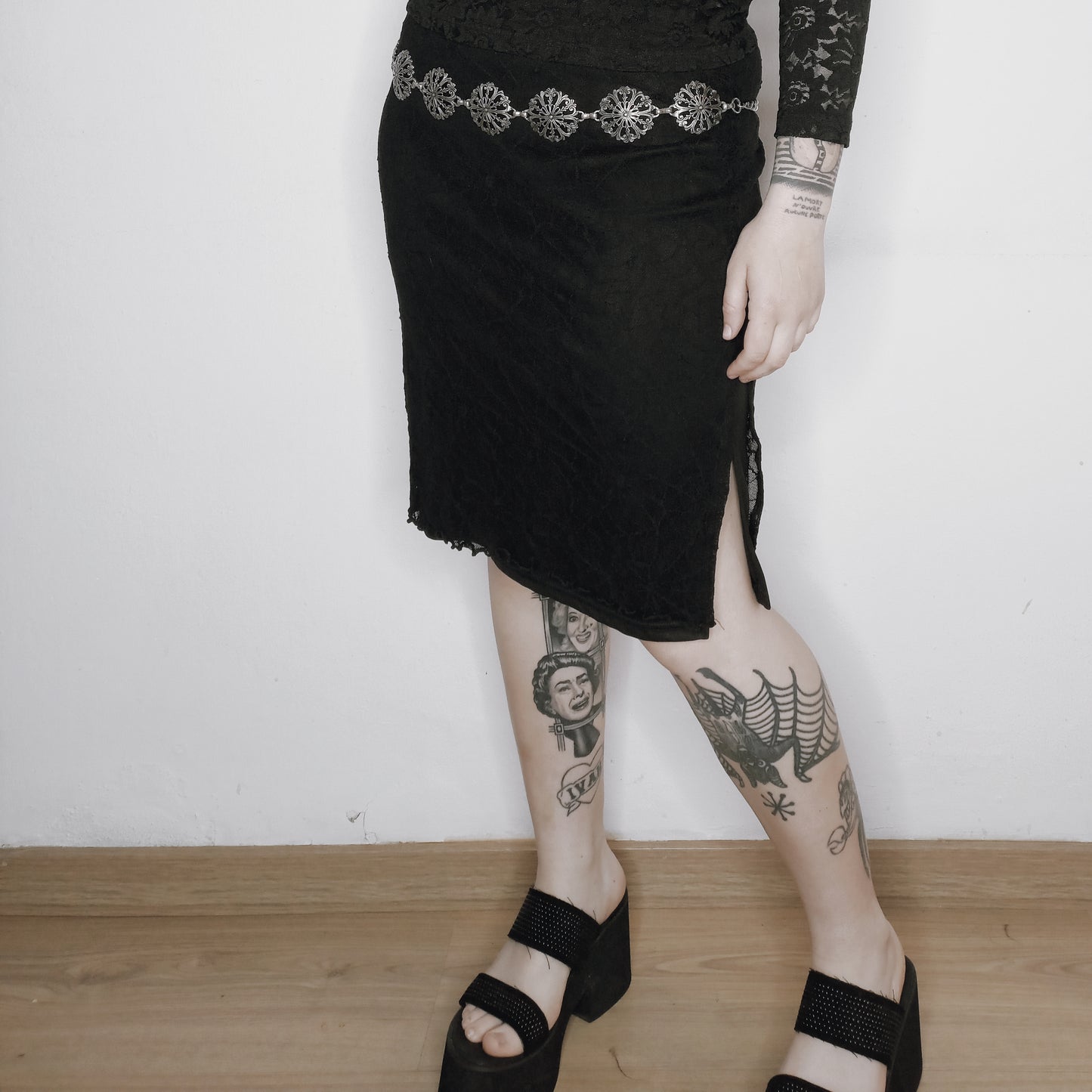 Mid Length Spiderweb Lined Skirt - S/M