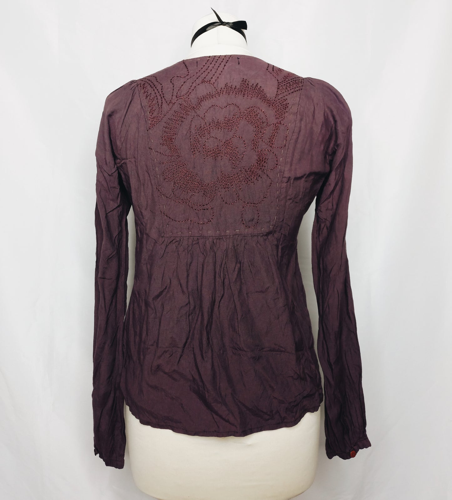 Witchy 90s Embroidered Blouse - S