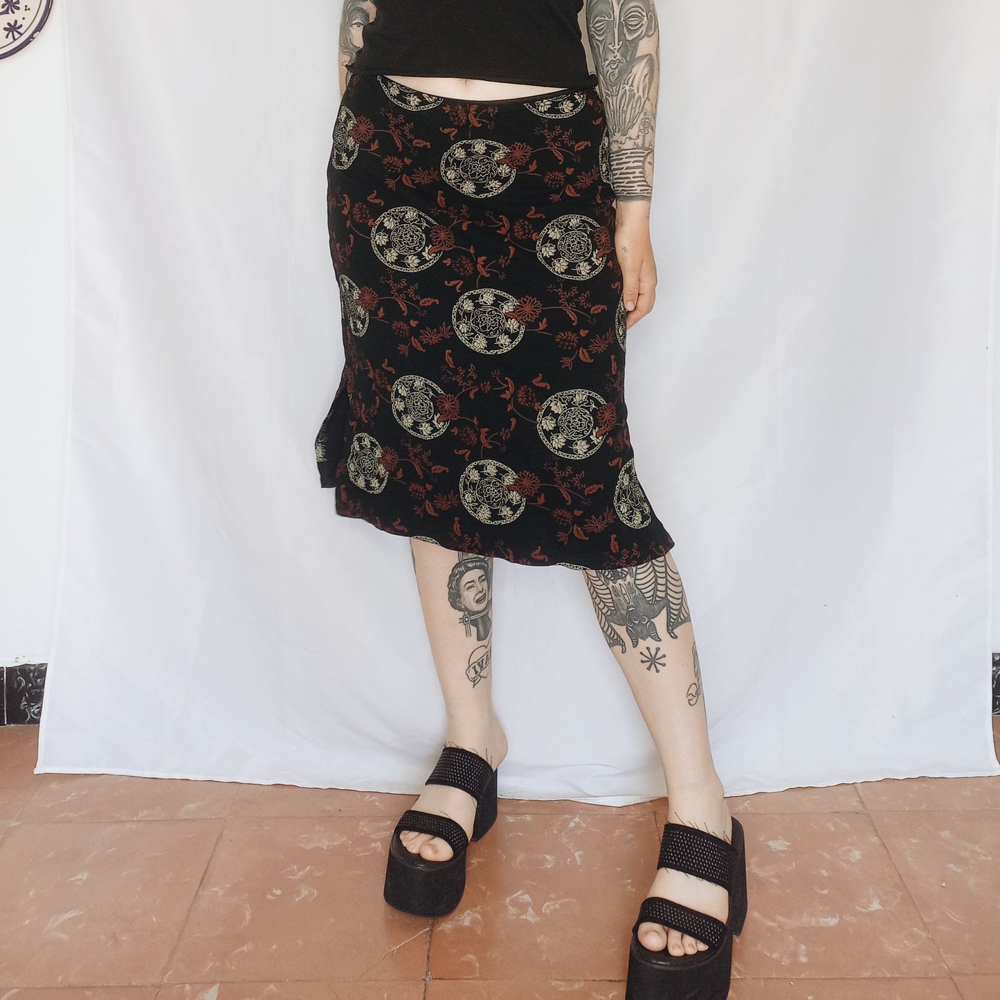 Patterned Midi Skirt - M