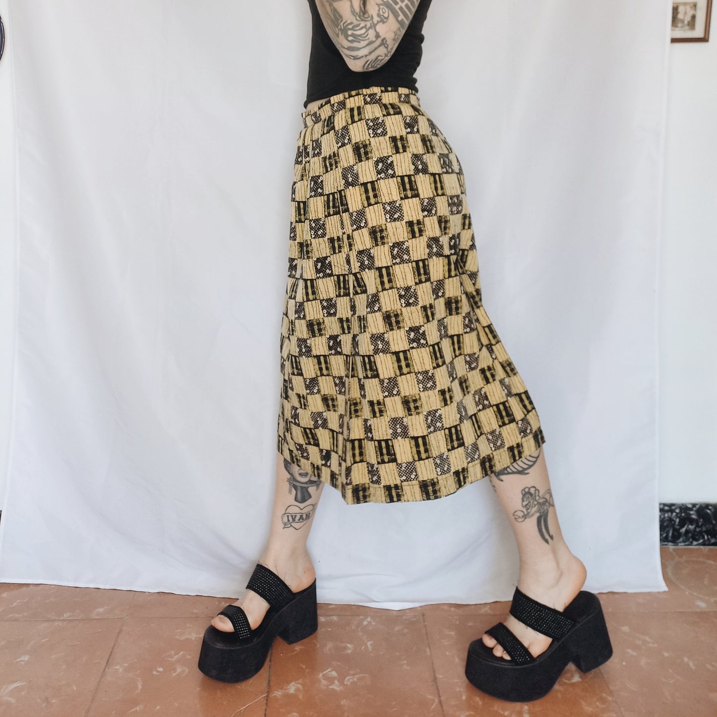 Checkered B&Y Midi Skirt - M