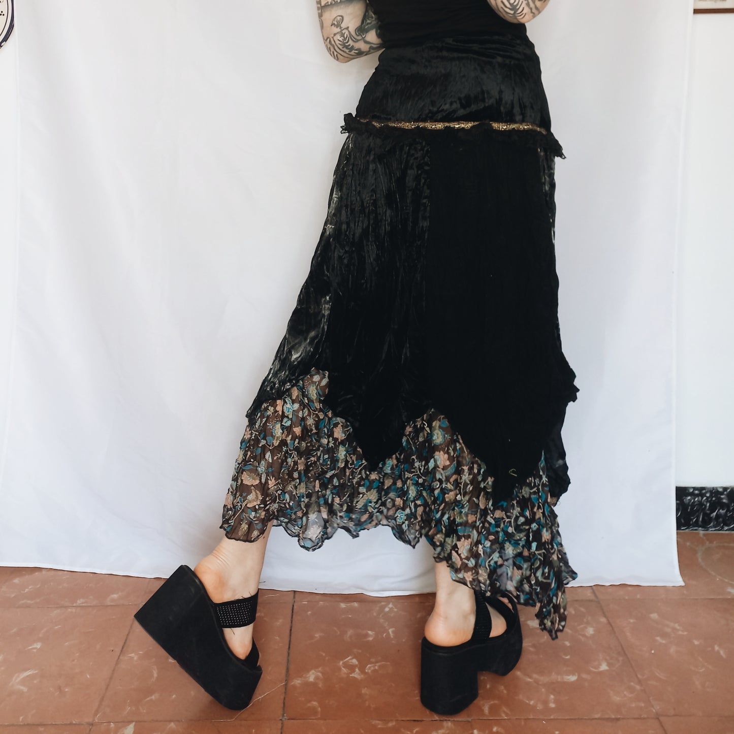 Maxi Velvet Layered Skirt - M