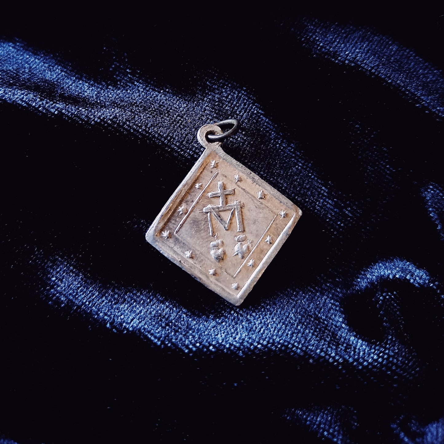 Antique Mini Pendant C