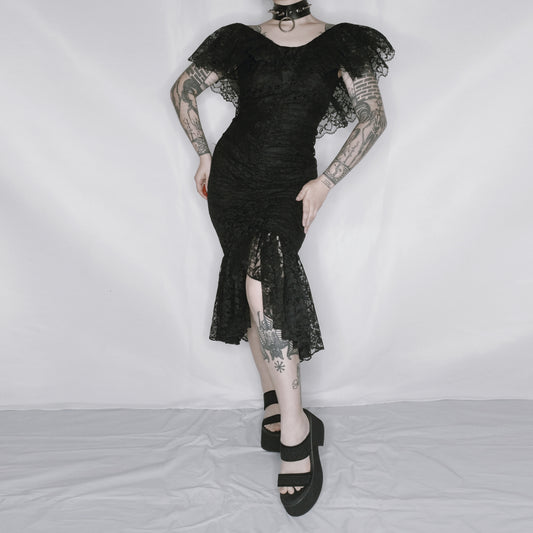 Mermaid 80s Lace Gown - S/M