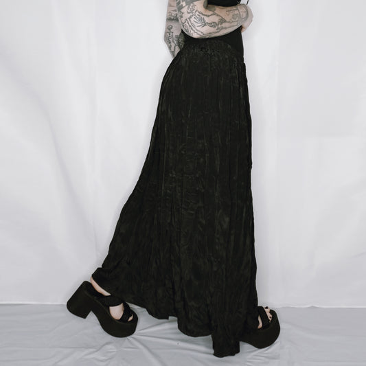 Light Crunched Maxi Skirt - S/M