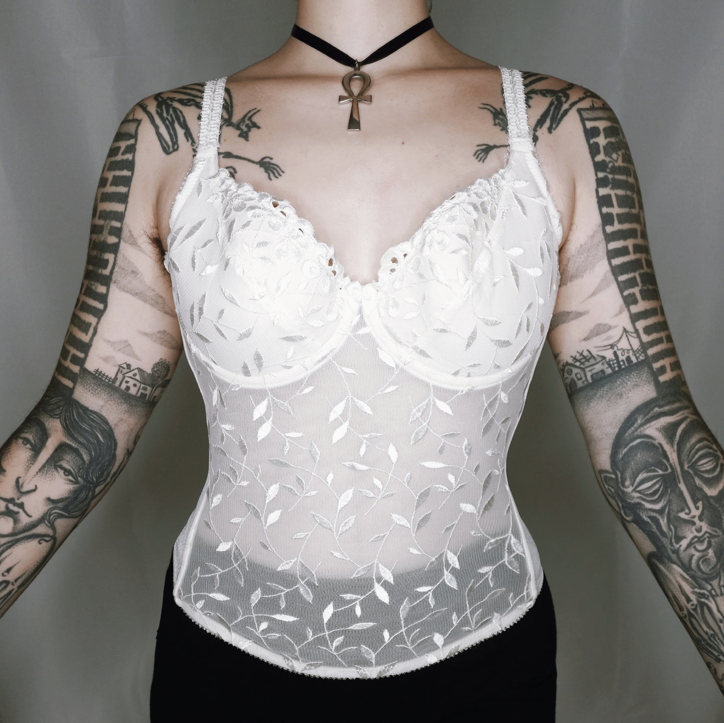 Cream Leaves Embroidery Corset - M